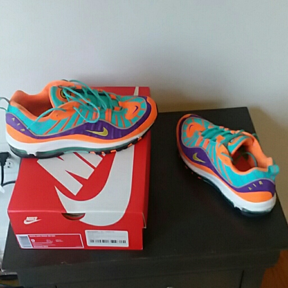 Nike Air Max 98 QS - Picture 3 of 3